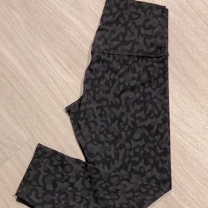 Lululemon Align Crop 23